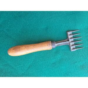 Vintage Large GILCHRIST No. 50 Ice Pick Chipper, 5 Prong Ice Chipper